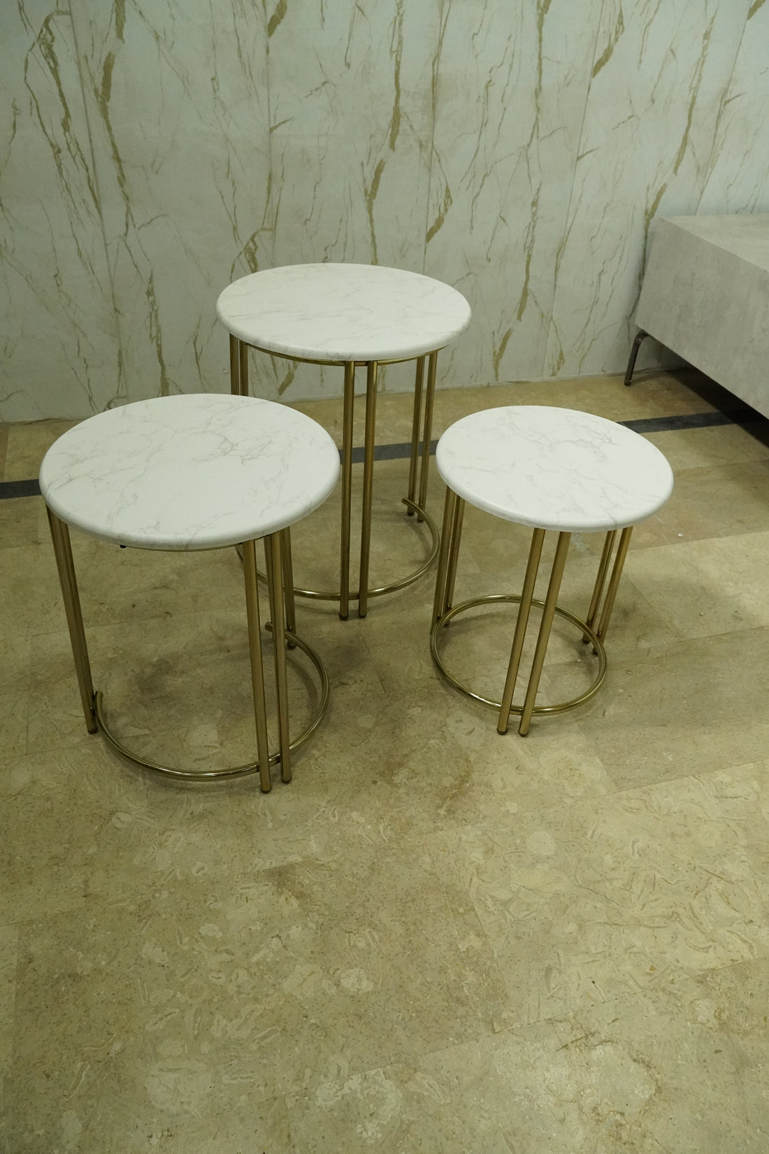 Luxury Nesting Side Tables – White Marble Finish with Gold Frame