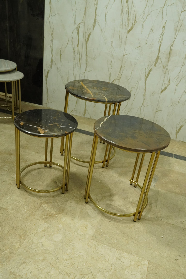 Modern Nesting Side Tables – Light Wood Finish with Gold Frame