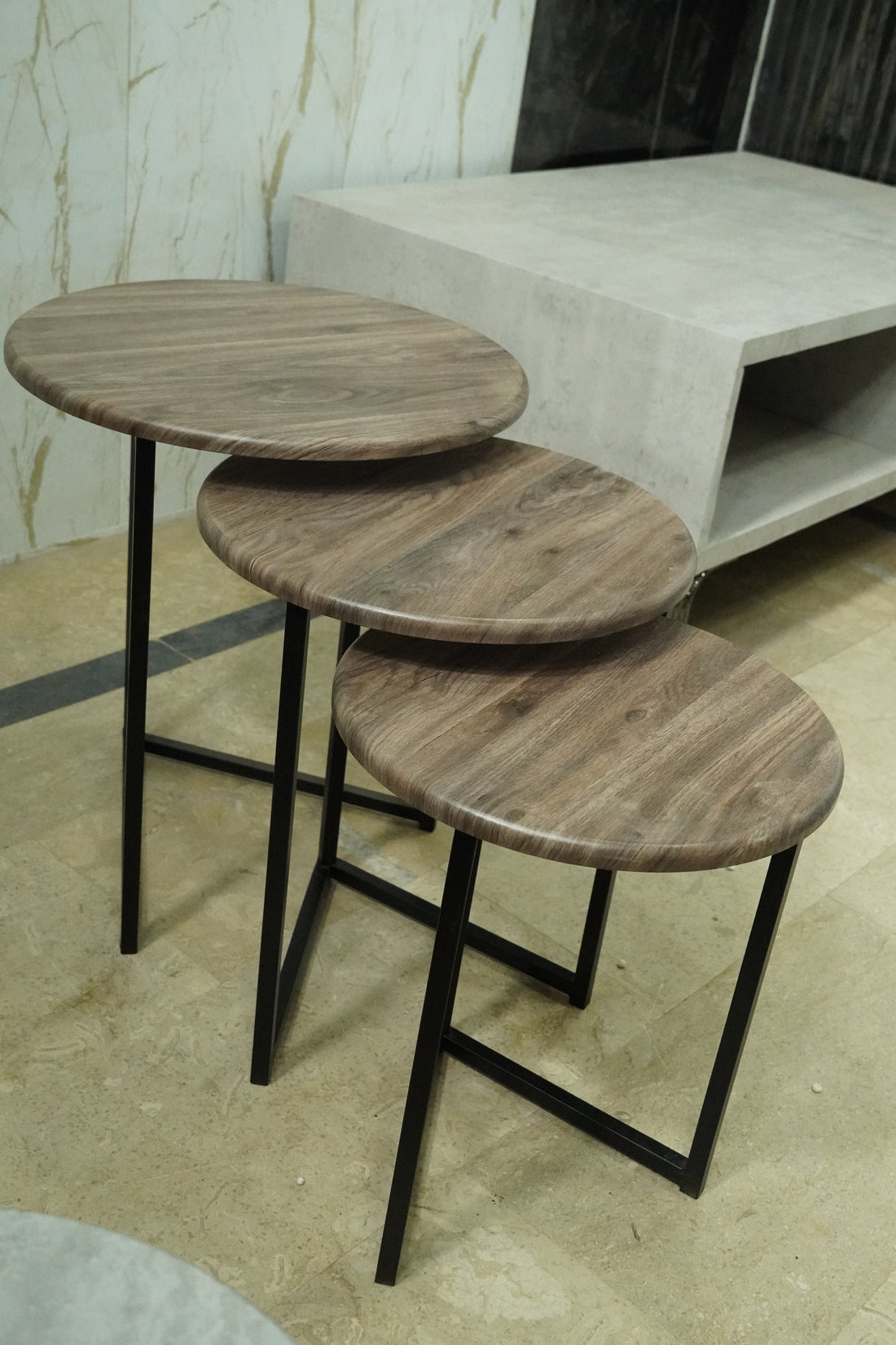 Modern Nesting Coffee Table Set