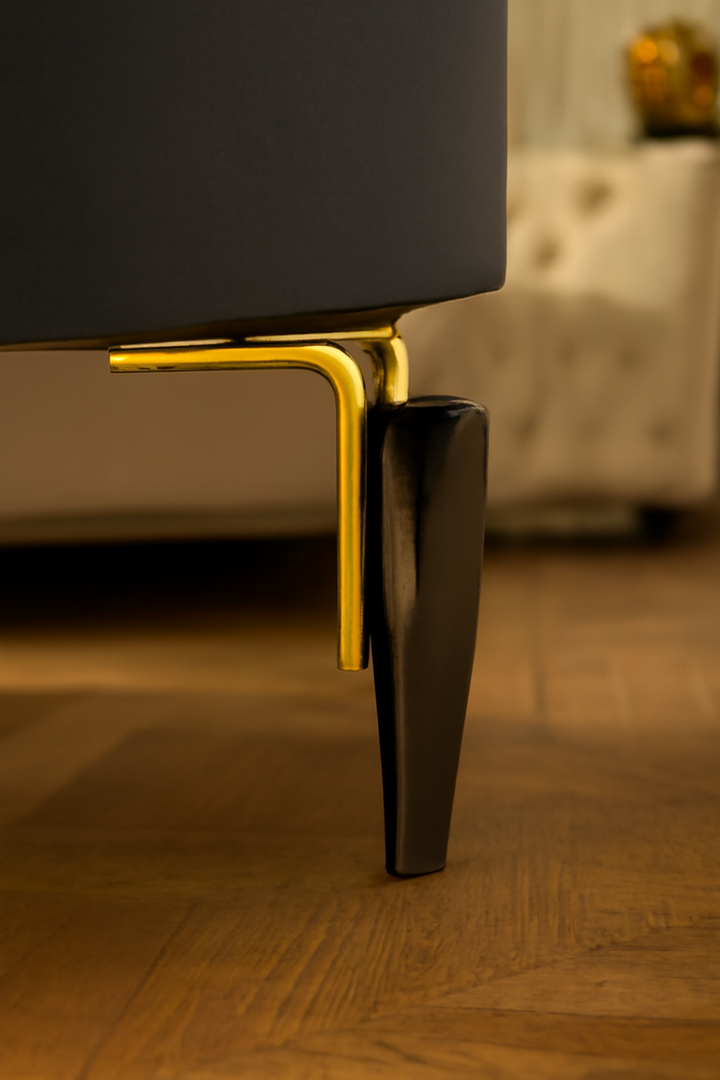 Well of Illusions Table (Black)